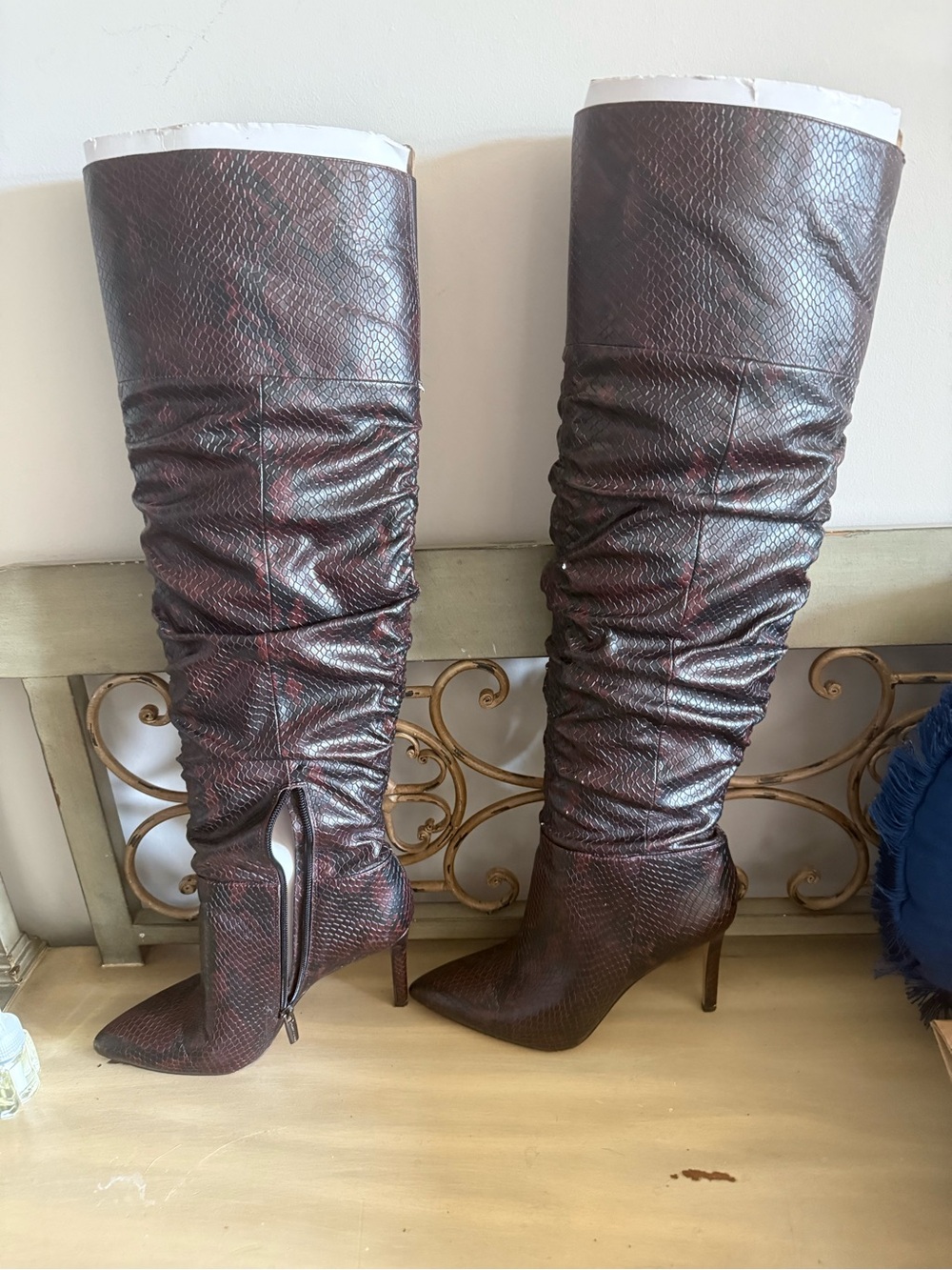 Vince Camuto Brown Textured Over-the-Knee Pointed-Toe Stiletto Boots - Picture 2 of 4